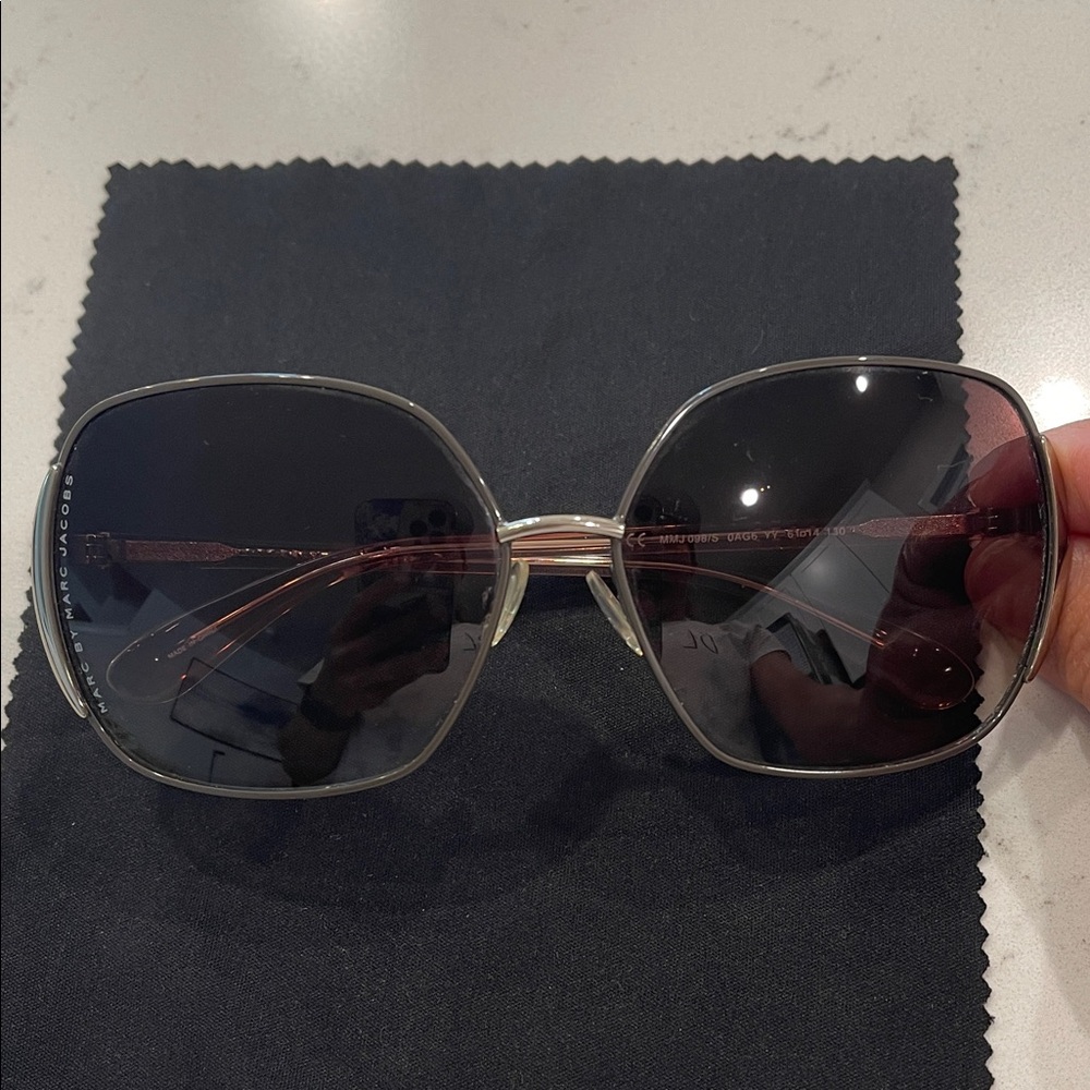 Marc Jacobs Silver Frame Sunglasses with Dark Gray Lenses
